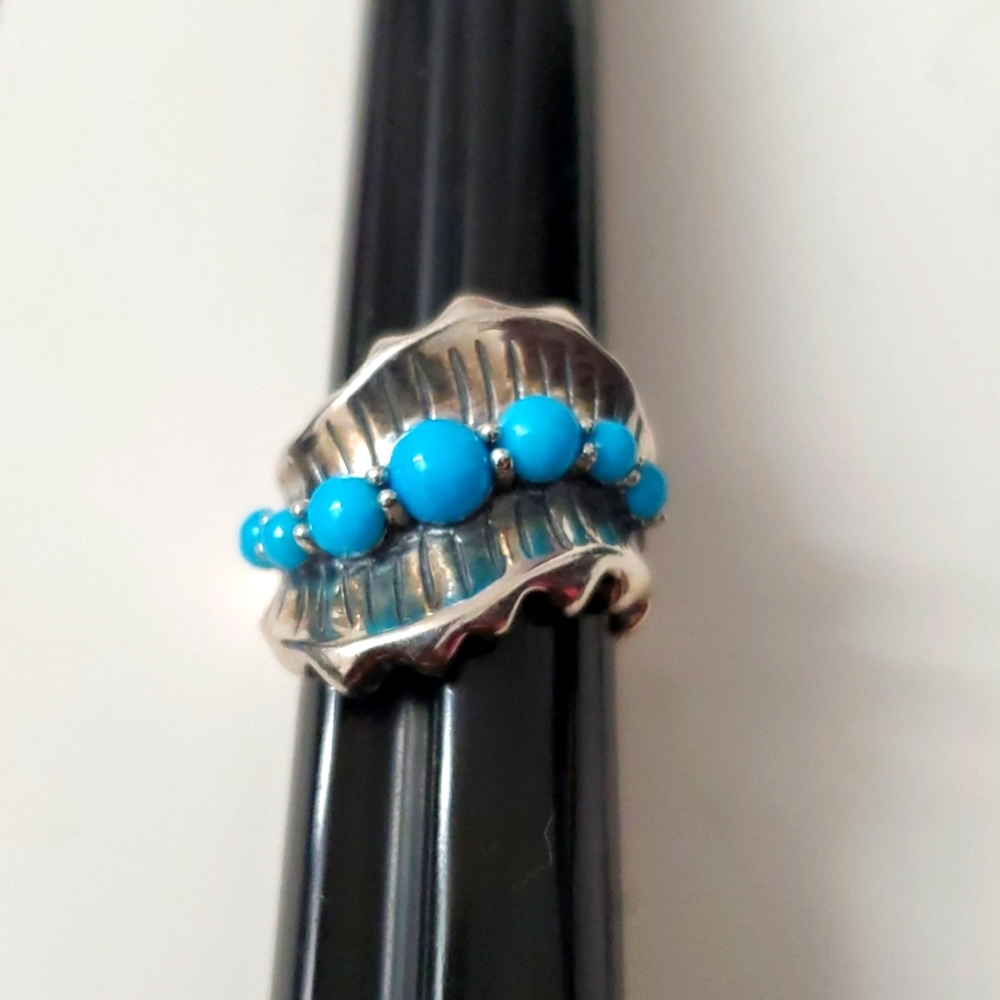 Sterling Silver 925 Turquoise Wave Graduated Ring